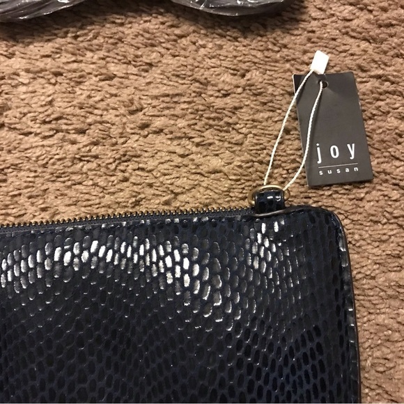 joy susan Women's Mini Crossbody: Wristlet Clutch - Picture 5 of 6